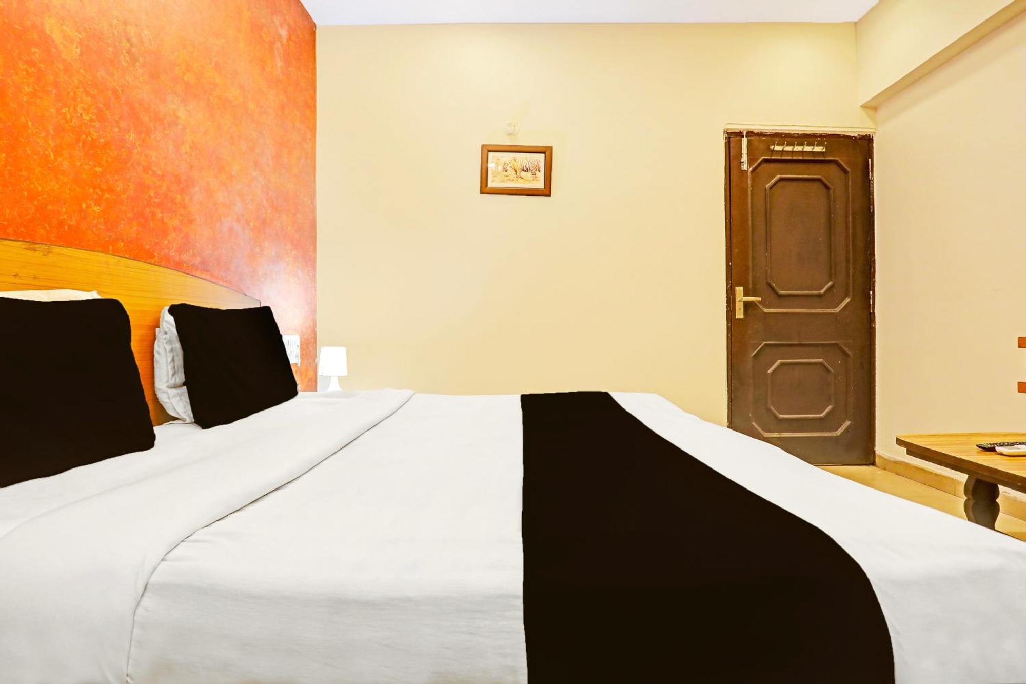 OYO Flagship 7859 Hotel Gurukripa Raipur  Bagian luar foto