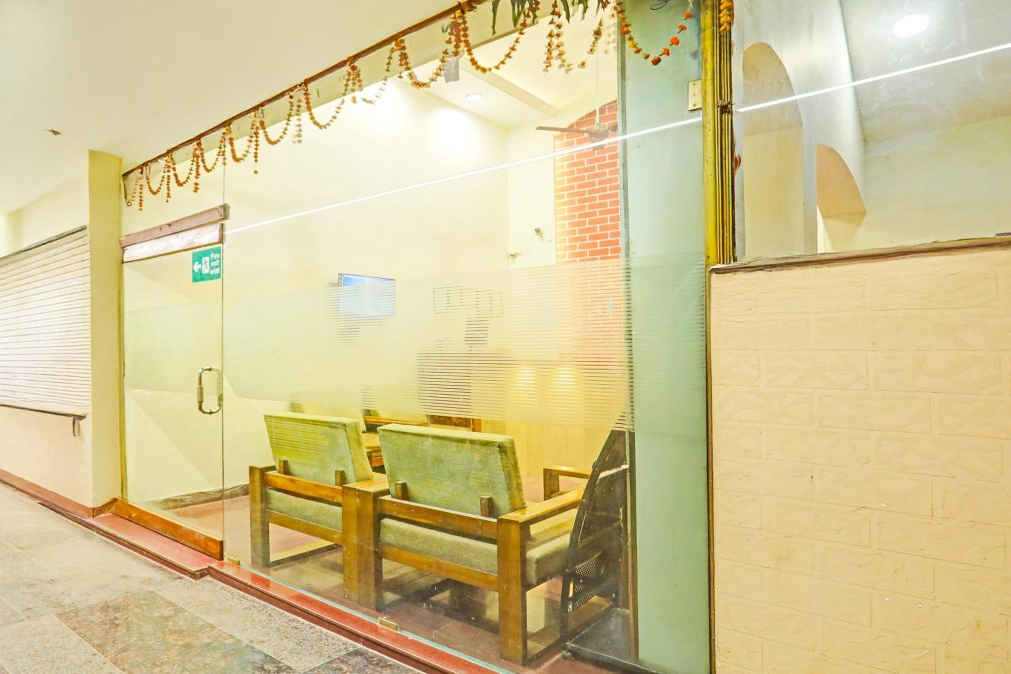 OYO Flagship 7859 Hotel Gurukripa Raipur  Bagian luar foto