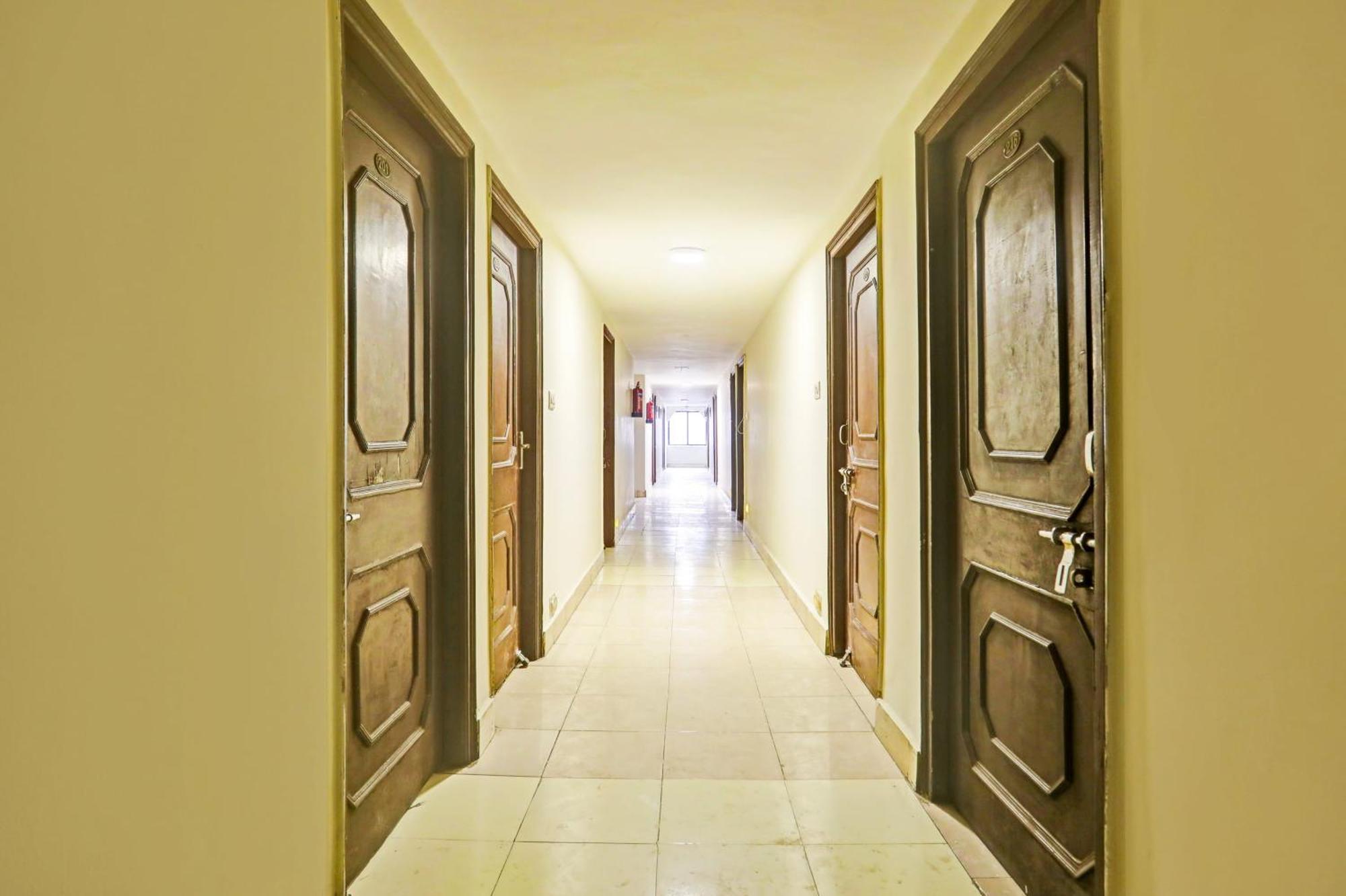 OYO Flagship 7859 Hotel Gurukripa Raipur  Bagian luar foto